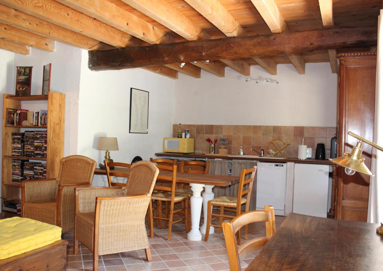 Le Cellier De Beaulieu, Au Pied De La Cite, Maison De Vacances Avec Climatisation Et Jacuzzi Carcassonne Luaran gambar
